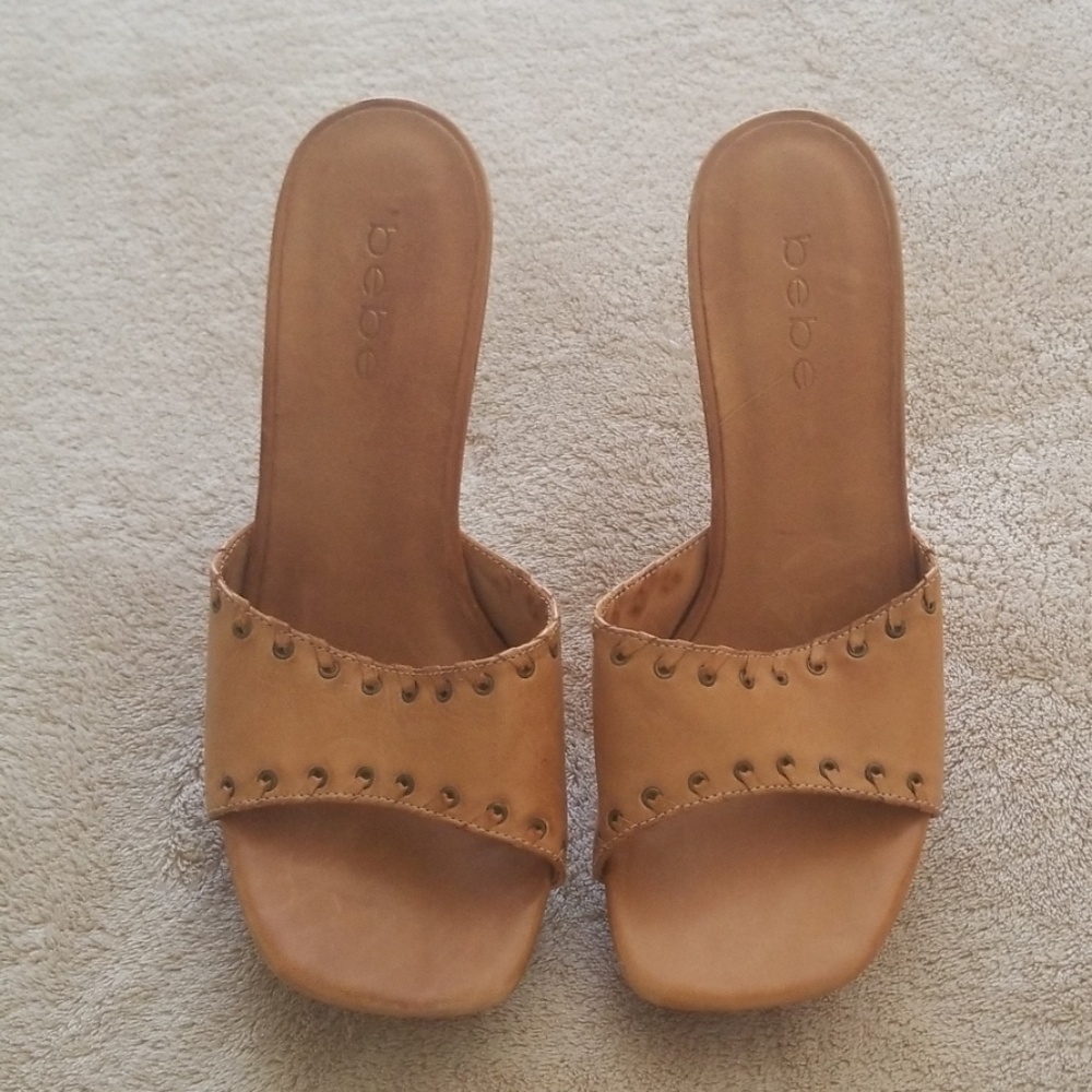 EUC BEBE 3.5" High Heels Sz 8M, 39EUR Camel color